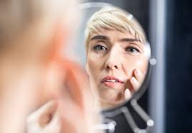 Cosmetic concerns encompass a variety of skin and facial issues that individuals seek to improve for aesthetic reasons. These can be influenced by age, genetics, environmental factors, and lifestyle.